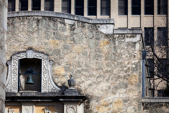 Alamo and Emily Morgan Hotel
